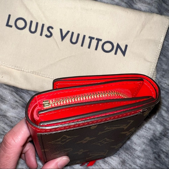 LOUIS VUITTON MONOGRAM FLORE COMPACT WALLET - Picture 3 of 12